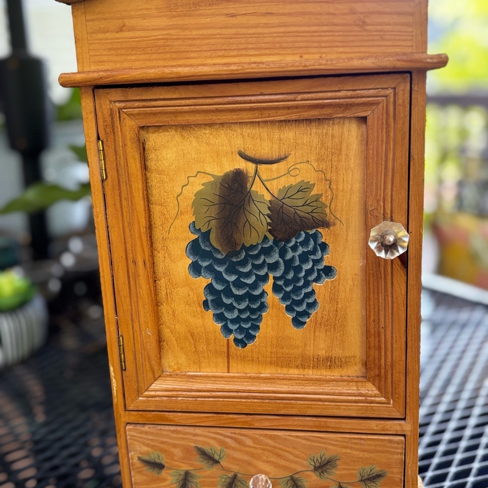 Wooden Wall Cabinet& Shelf with Grape Design